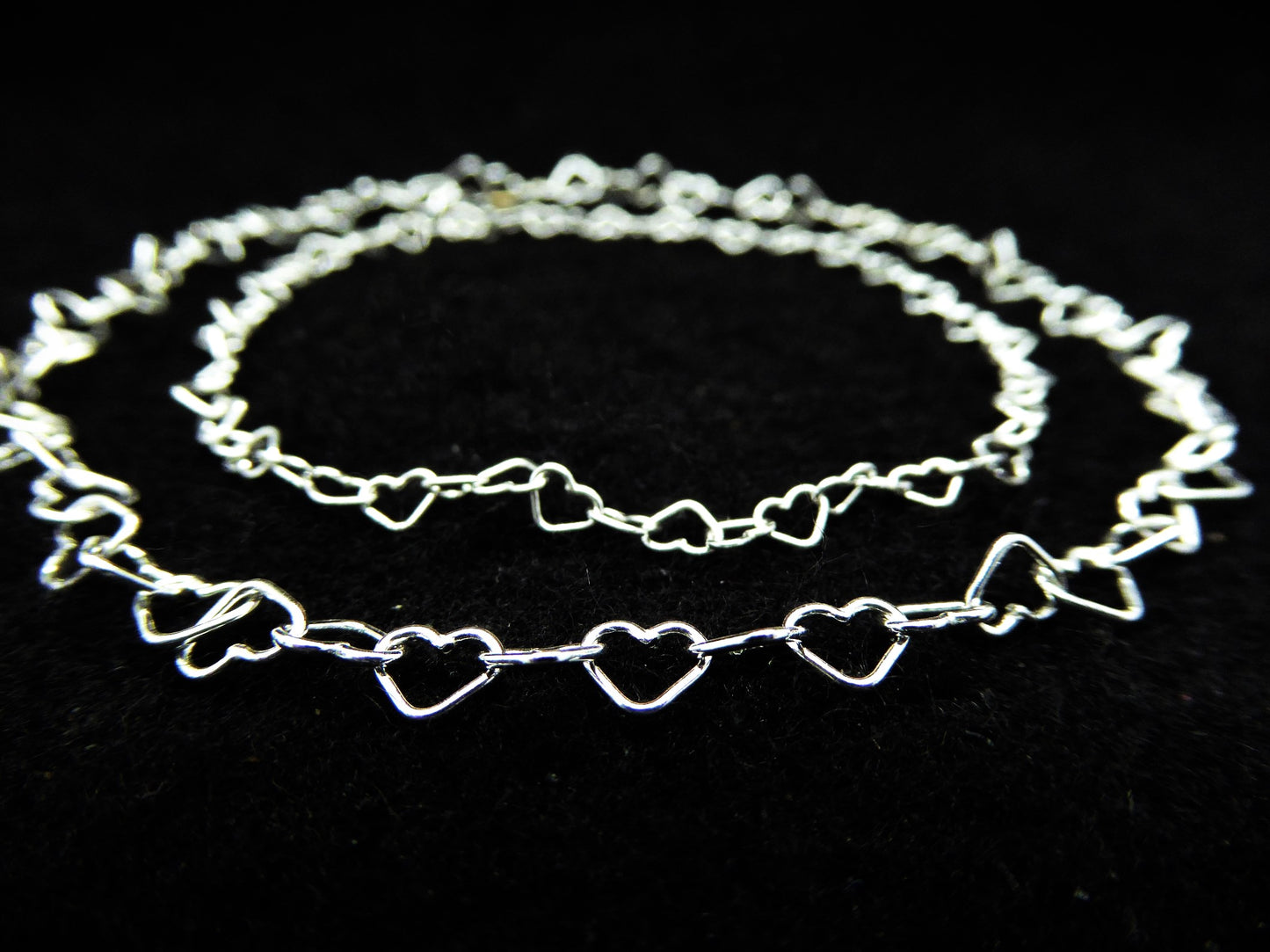 PermanentArmband aus kleinen Herzen 5,5x4,5mm