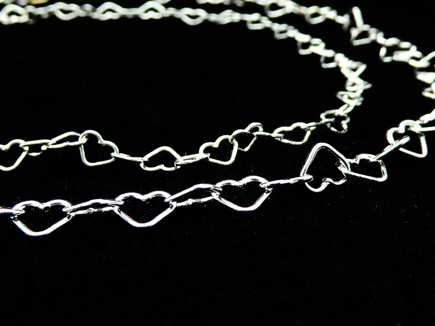 PermanentArmband aus kleinen Herzen 4,1x3,4mm