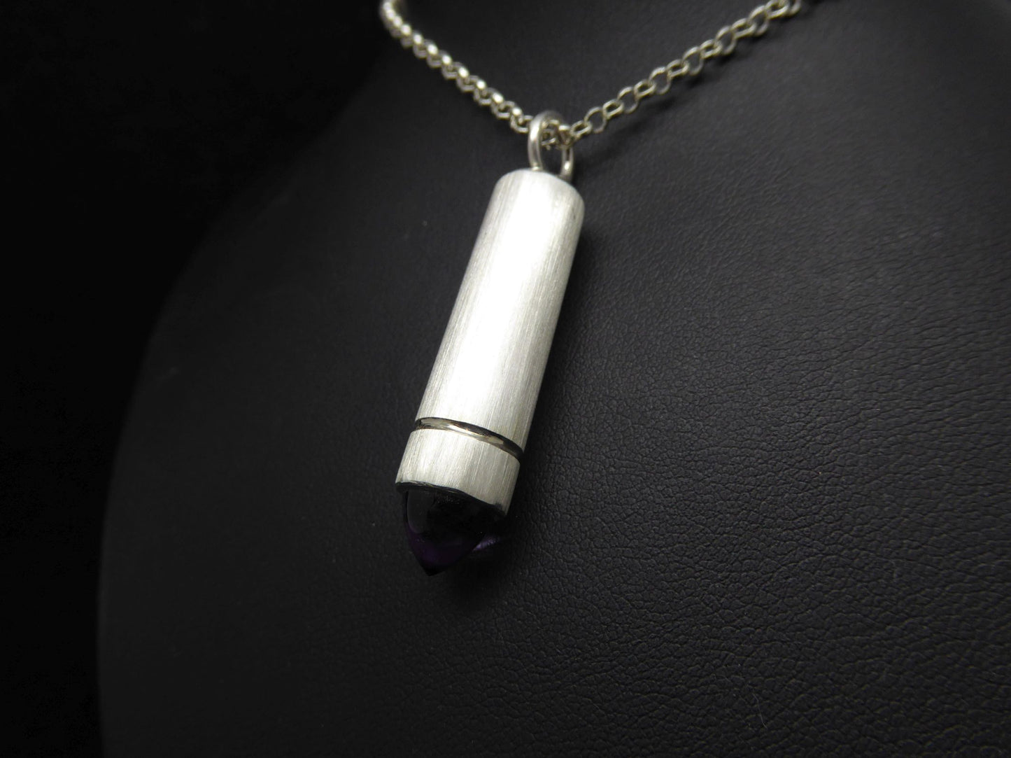 "Bullet Amethysta"