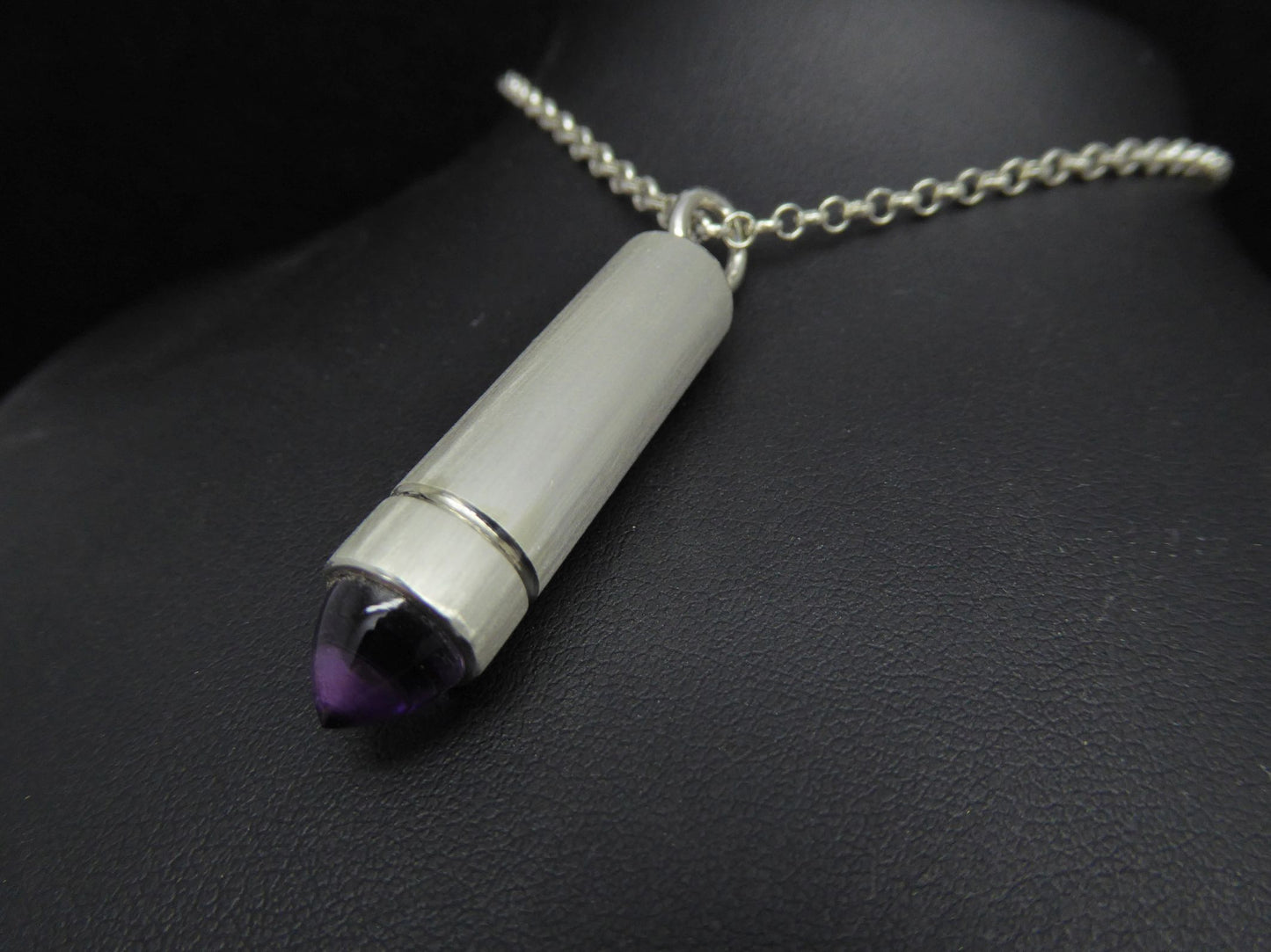 "Bullet Amethysta"