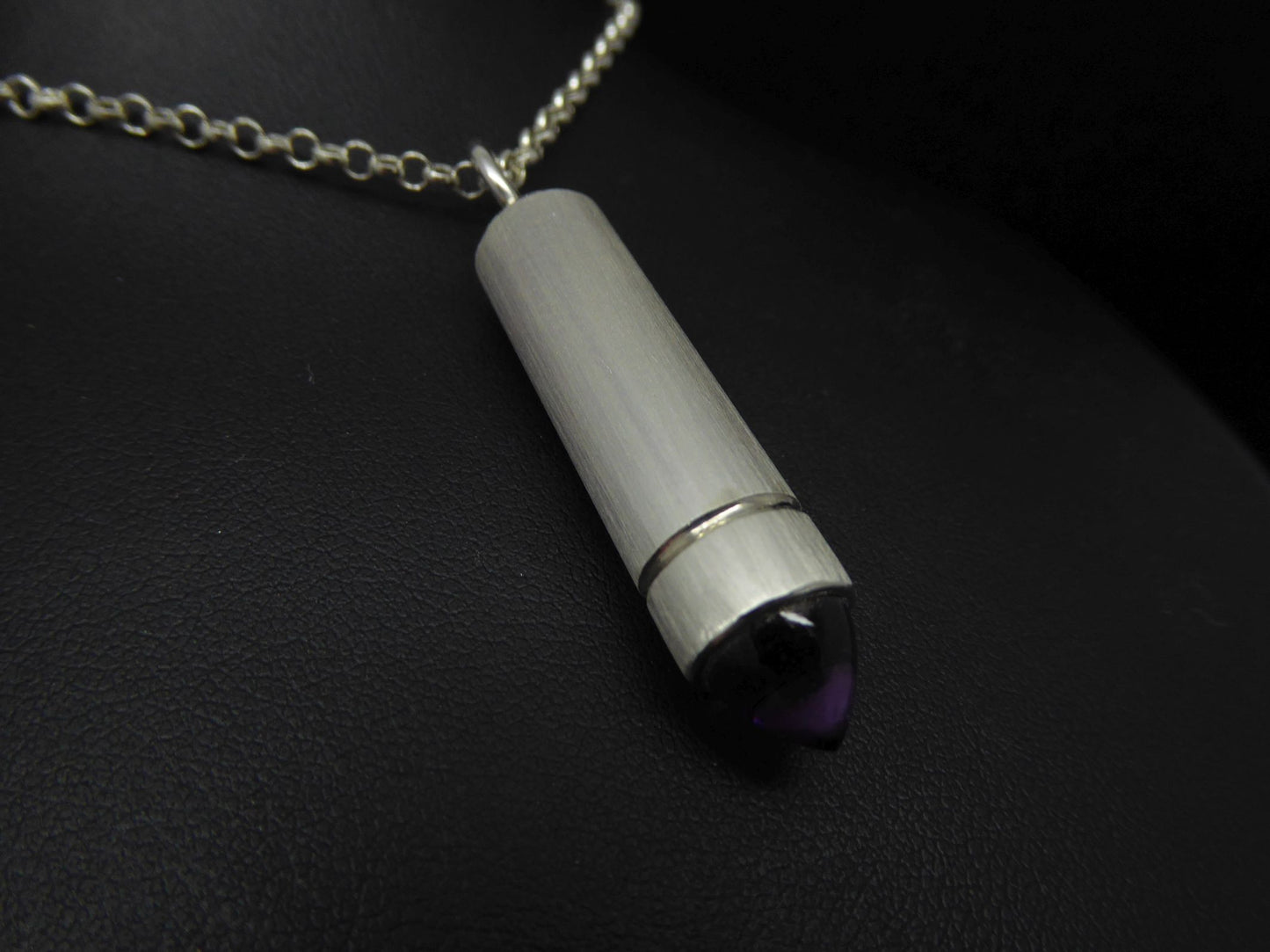 "Bullet Amethysta"