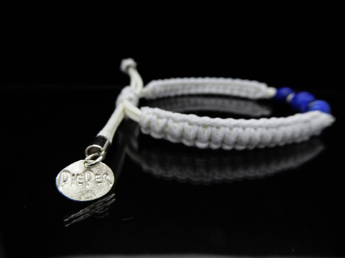Armband Weiß mit 3x Lapiskugel